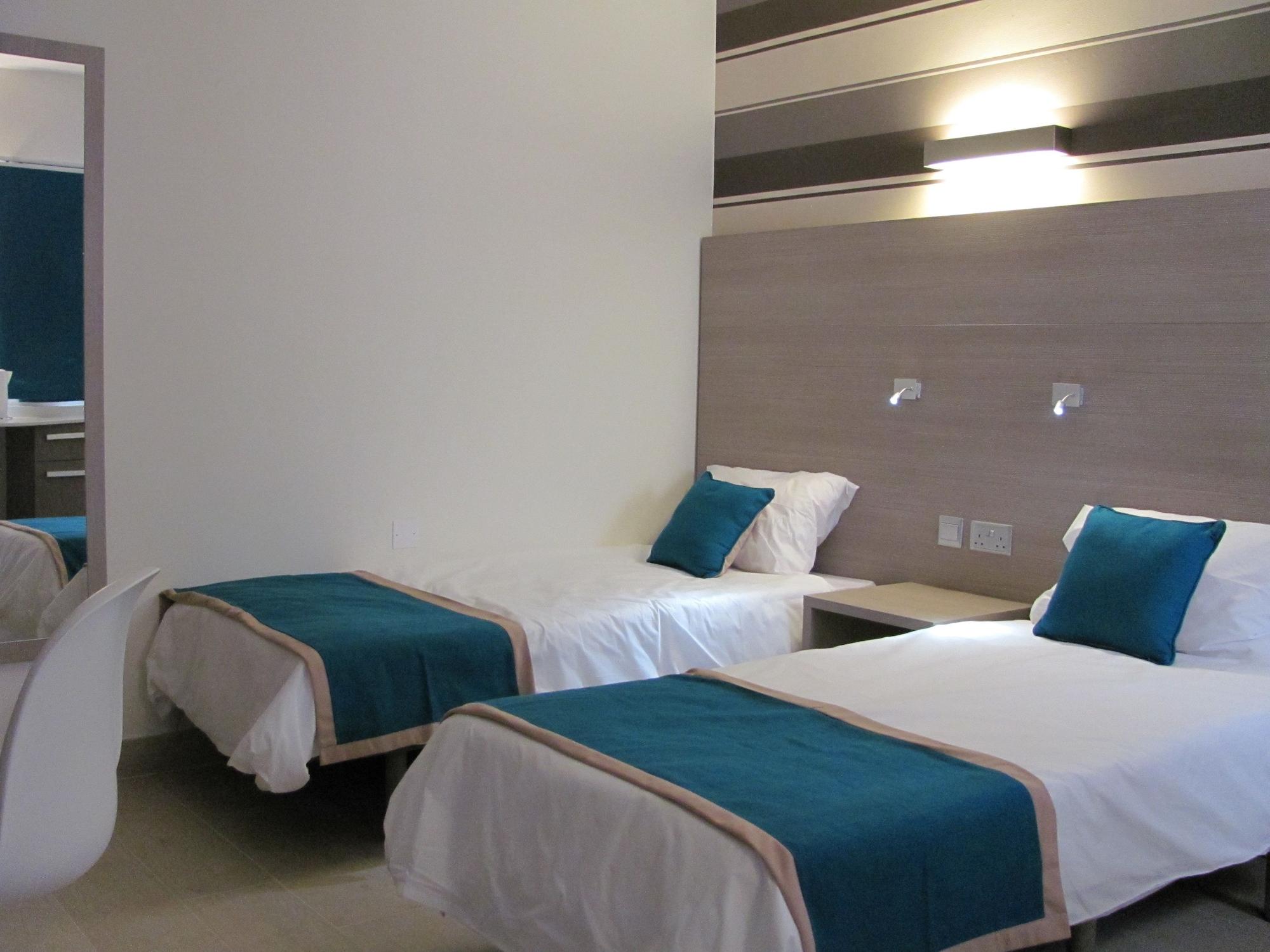 Day'S Inn Hotel And Residence สลีมา ภายนอก รูปภาพ