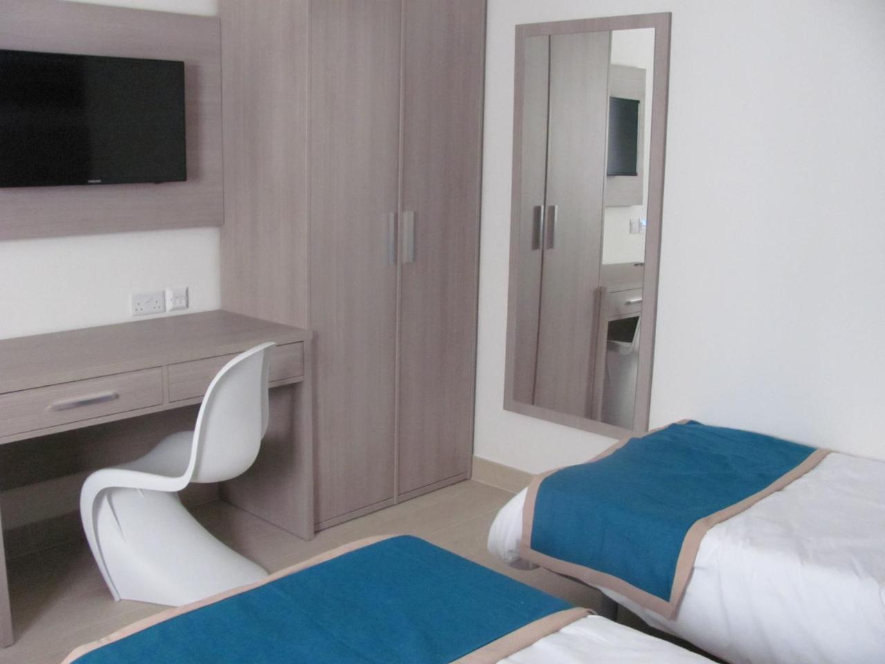 Day'S Inn Hotel And Residence สลีมา ภายนอก รูปภาพ