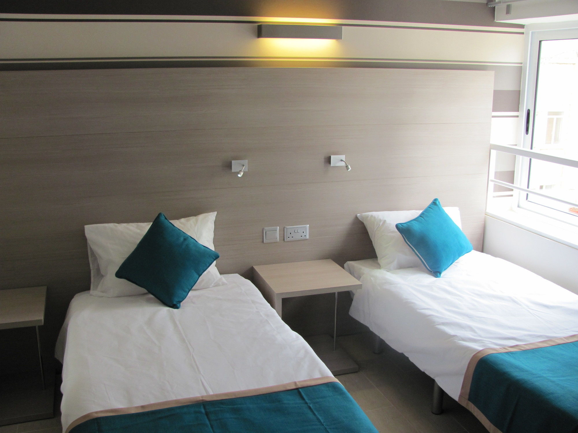 Day'S Inn Hotel And Residence สลีมา ภายนอก รูปภาพ